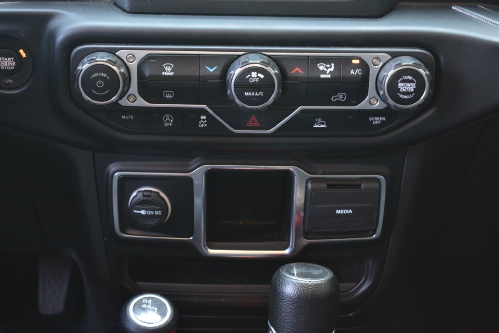 2022 Jeep Wrangler Sport