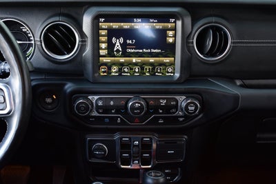 2023 Jeep Wrangler Sahara 4xe w/Body Colored Hard Top