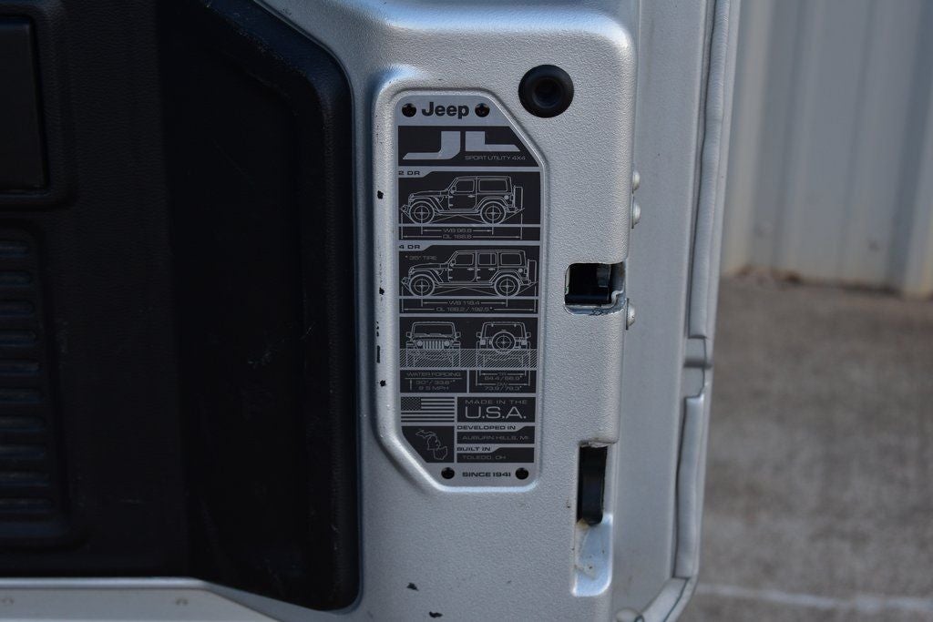 2022 Jeep Wrangler Unlimited Sahara High Altitude 4xe w/Sky Touch Roof