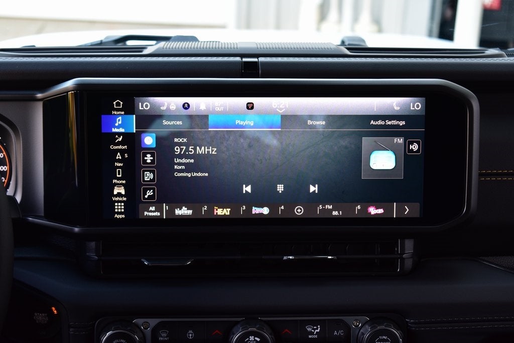 2025 Jeep Wrangler Sahara 4-Door 4x4