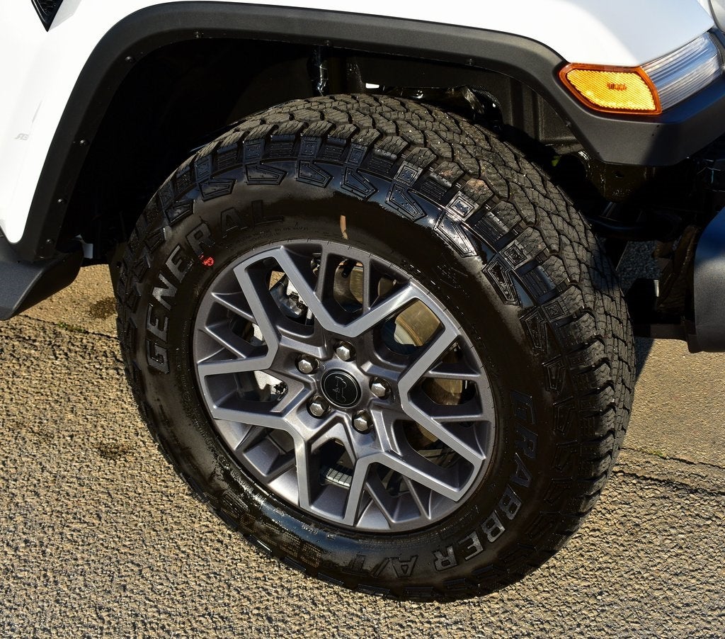 2025 Jeep Wrangler Sahara 4-Door 4x4