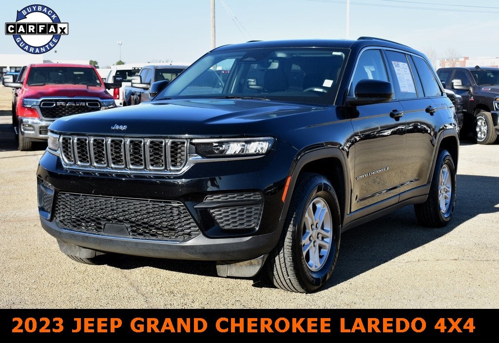 2023 Jeep Grand Cherokee Laredo 4x4