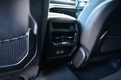 2023 Jeep Grand Cherokee Laredo 4x4