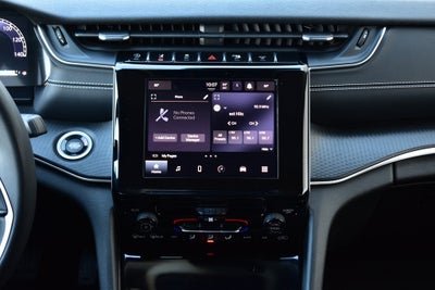 2023 Jeep Grand Cherokee Laredo 4x4