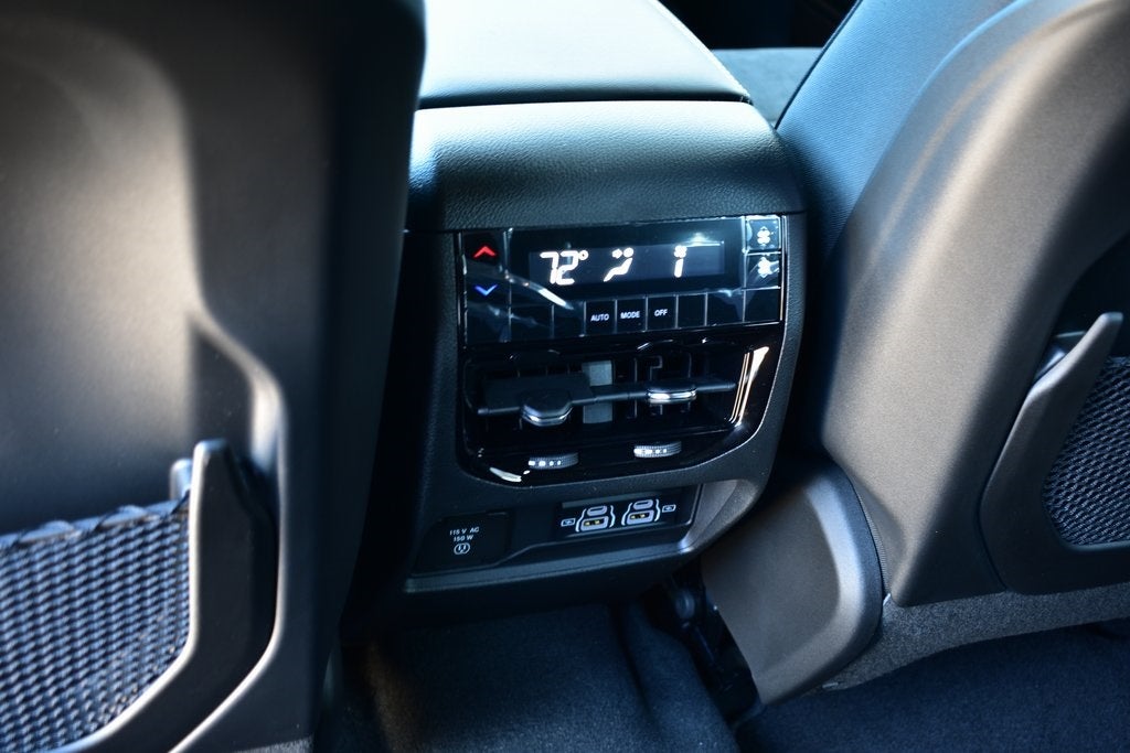 2025 Jeep Grand Cherokee L Altitude X 4x4