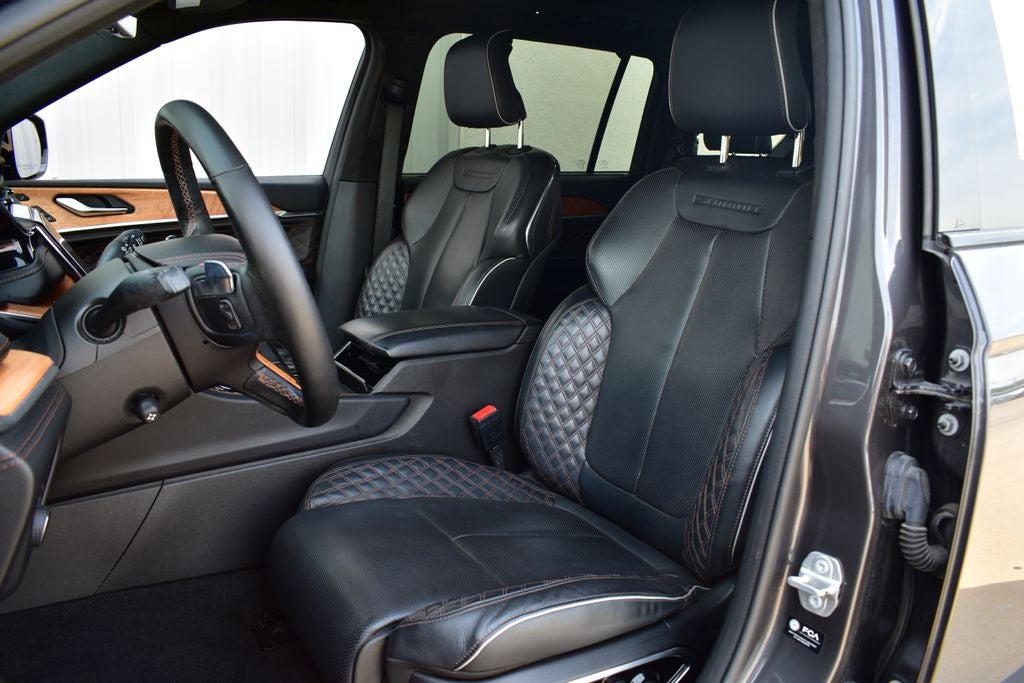 2022 Jeep Grand Cherokee L Summit
