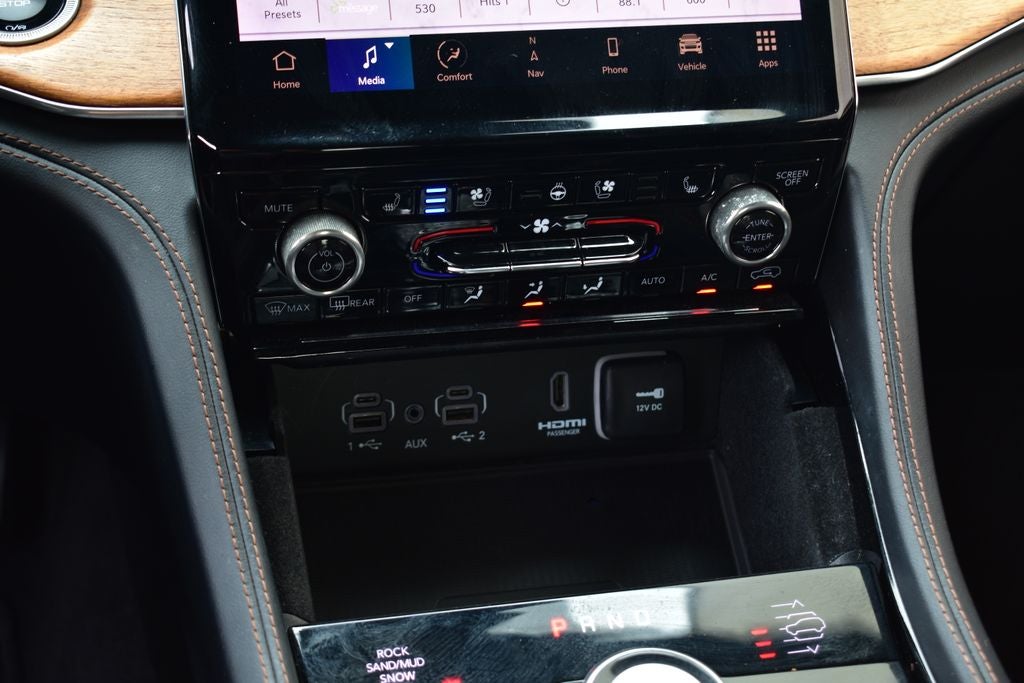 2022 Jeep Grand Cherokee L Summit