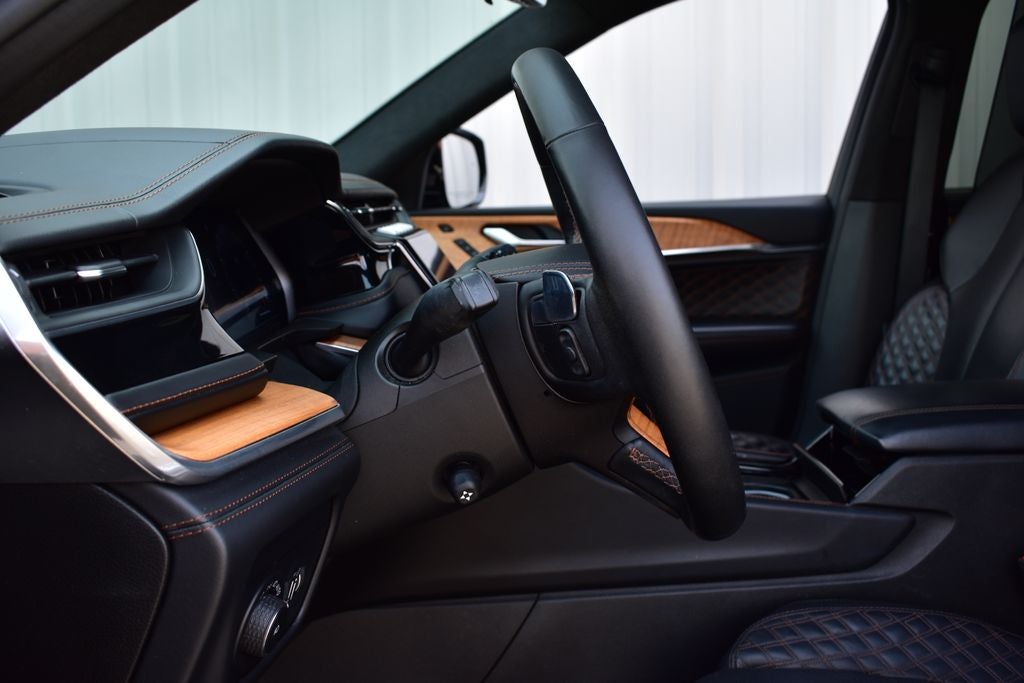 2022 Jeep Grand Cherokee L Summit