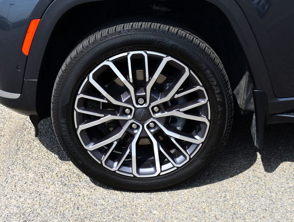2022 Jeep Grand Cherokee L Summit