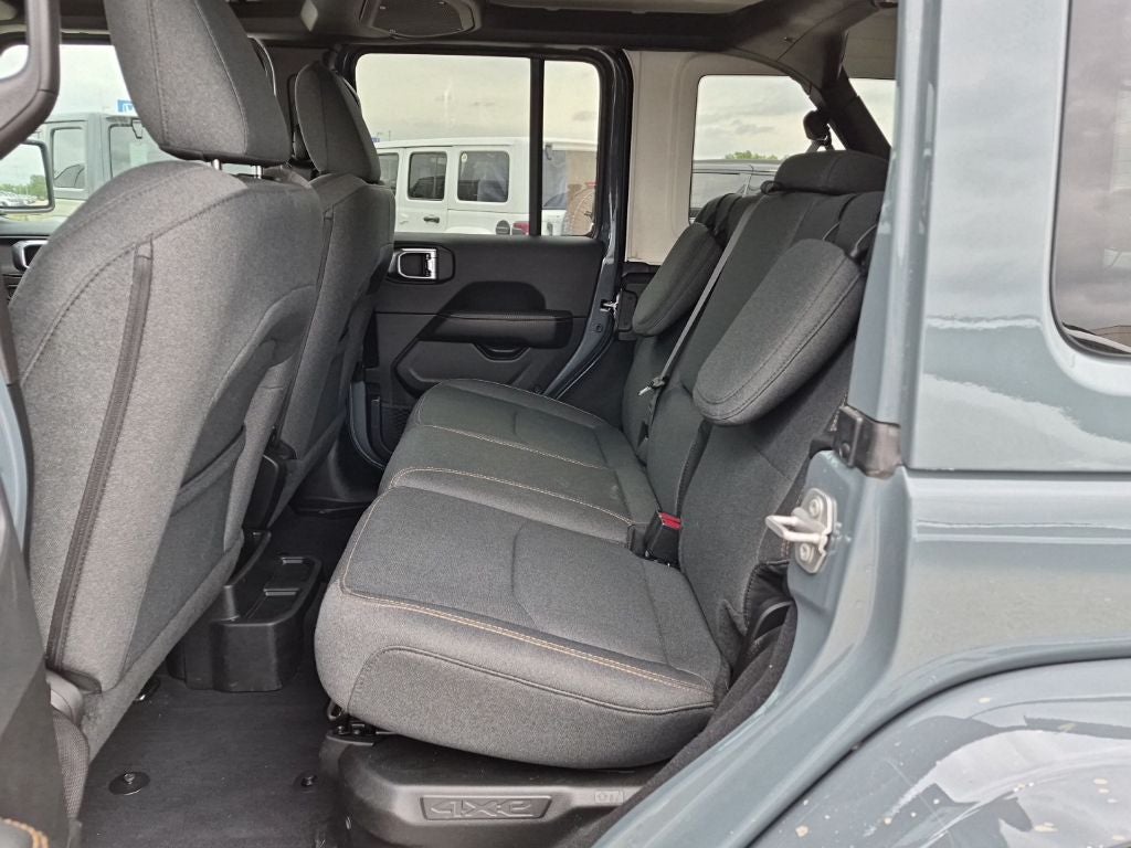 2025 Jeep Wrangler Sahara 4xe