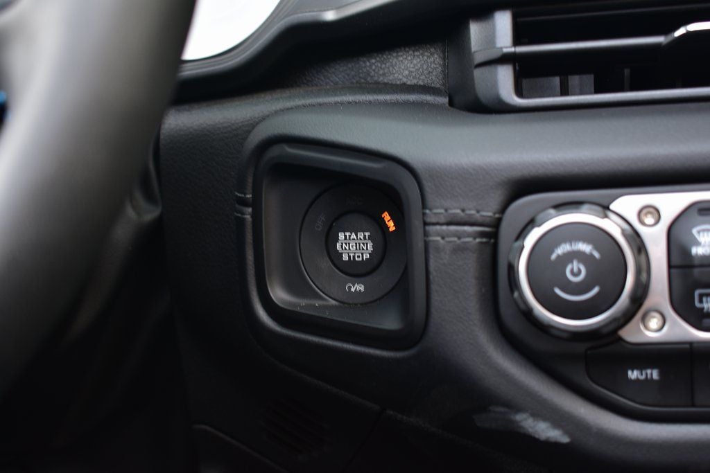 2024 Jeep Wrangler High Altitude 4xe Sky Touch Roof