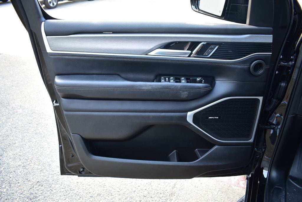 2025 Jeep Wagoneer Series II