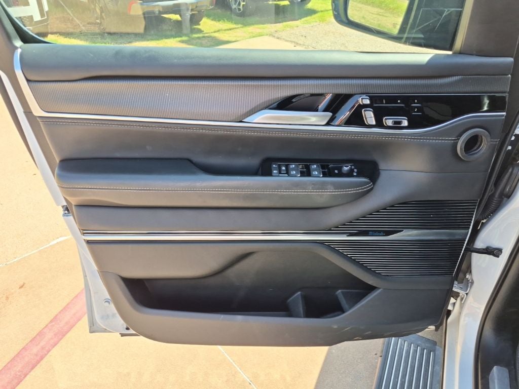 2024 Jeep Grand Wagoneer Series II Obsidian