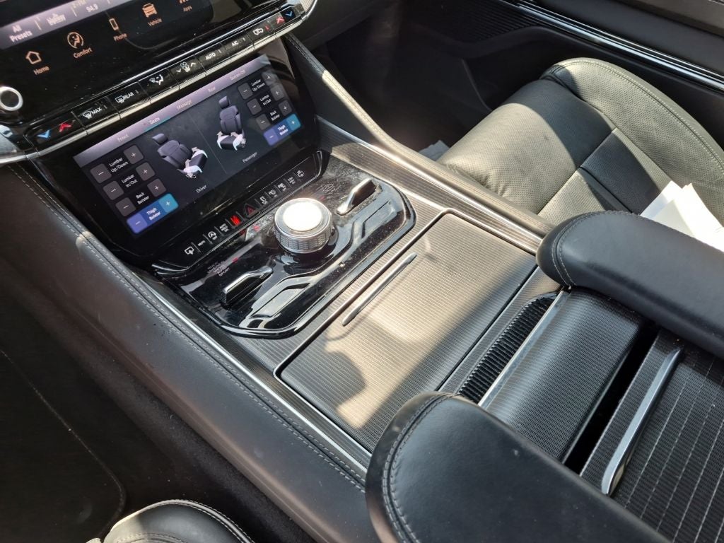2024 Jeep Grand Wagoneer Series II Obsidian