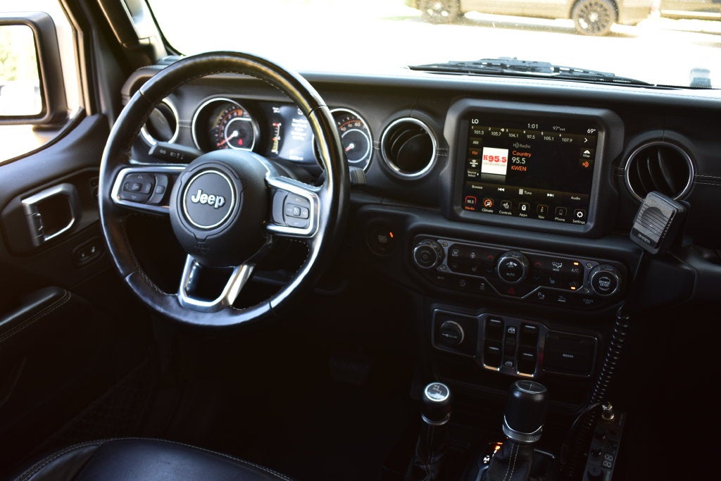 2021 Jeep Gladiator Overland