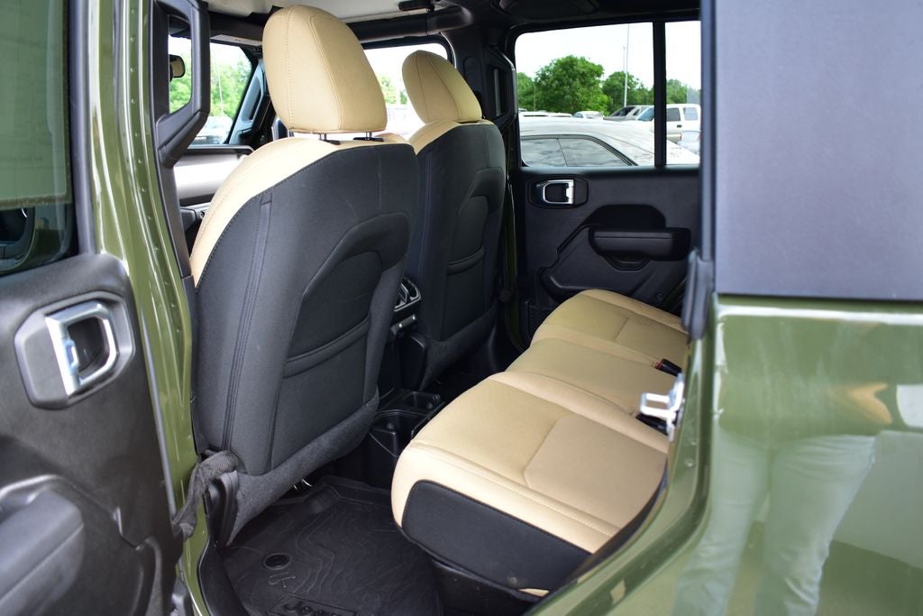 2022 Jeep Gladiator Willys