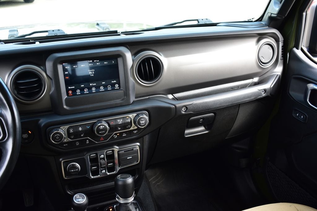 2022 Jeep Gladiator Willys