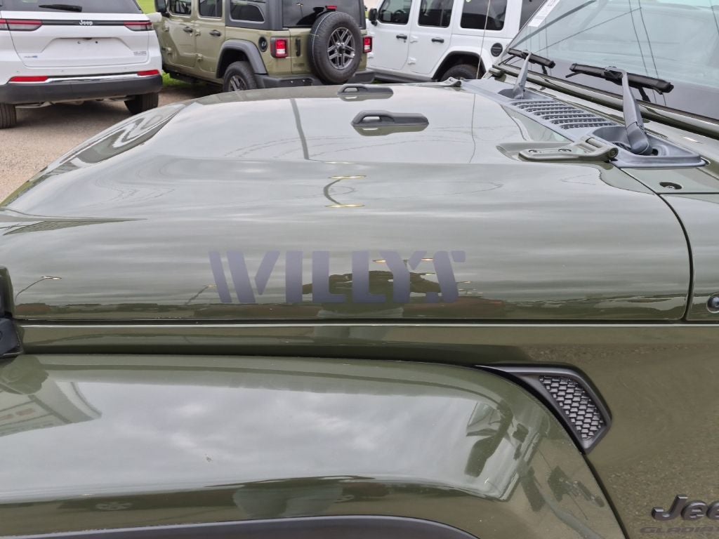 2022 Jeep Gladiator Willys