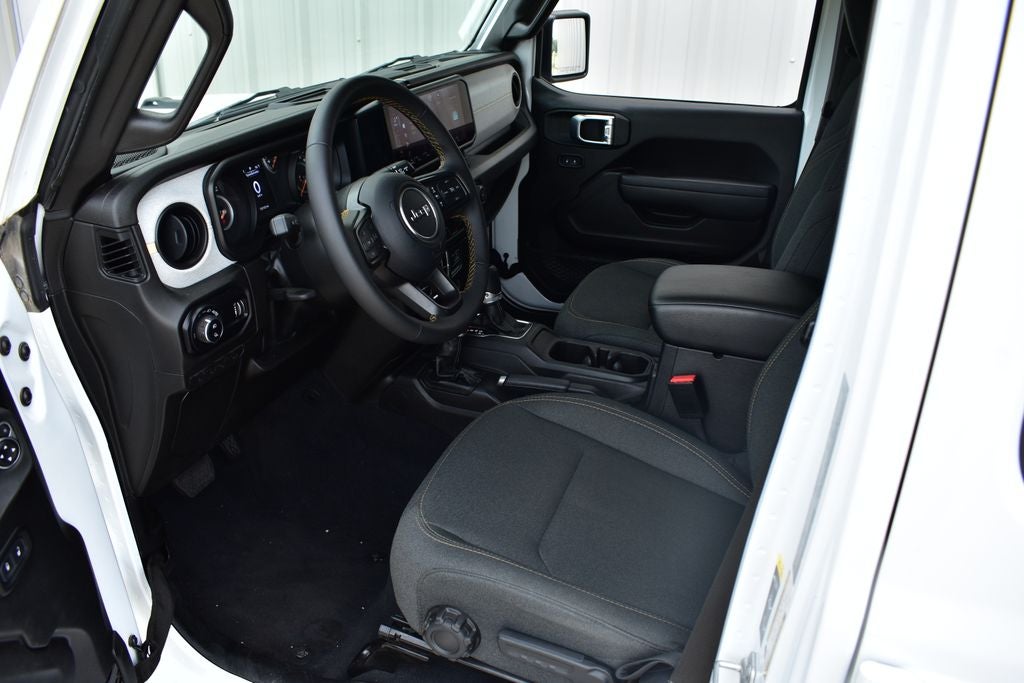 2025 Jeep Gladiator Sport S