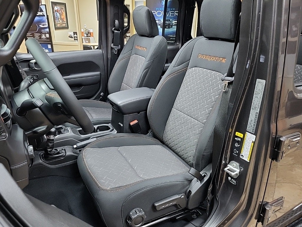 2025 Jeep Gladiator Mojave 4x4