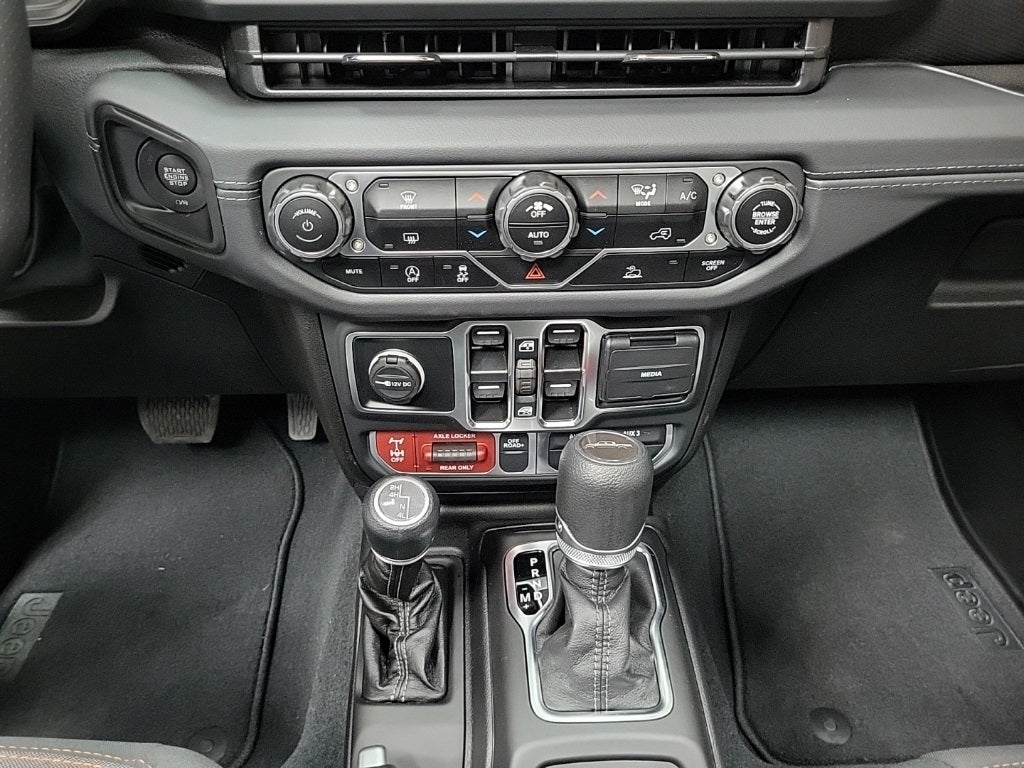 2025 Jeep Gladiator Mojave 4x4