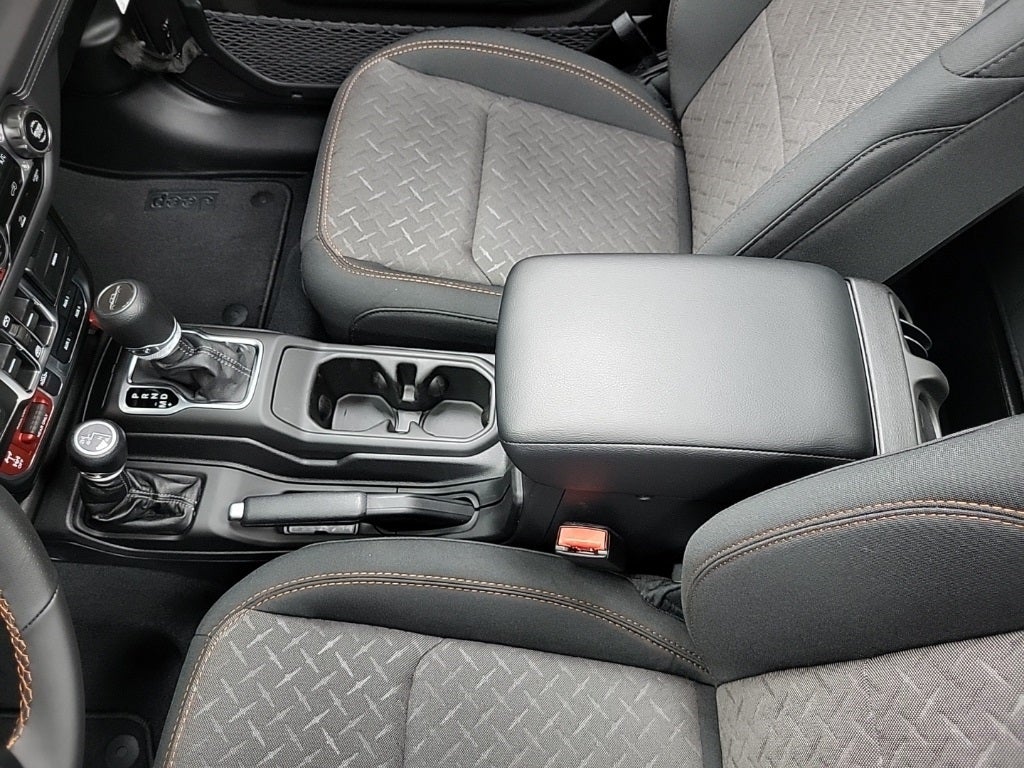 2025 Jeep Gladiator Mojave 4x4