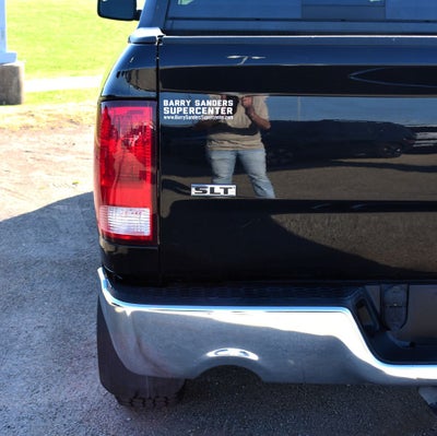 2020 RAM 1500 Classic SLT Crew Cab 4x4 w/5.7L Hemi