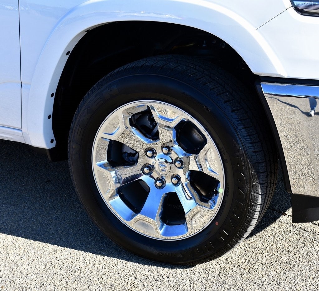 2025 RAM 1500 Big Horn/Lone Star Crew Cab 4x4 5'7" Box