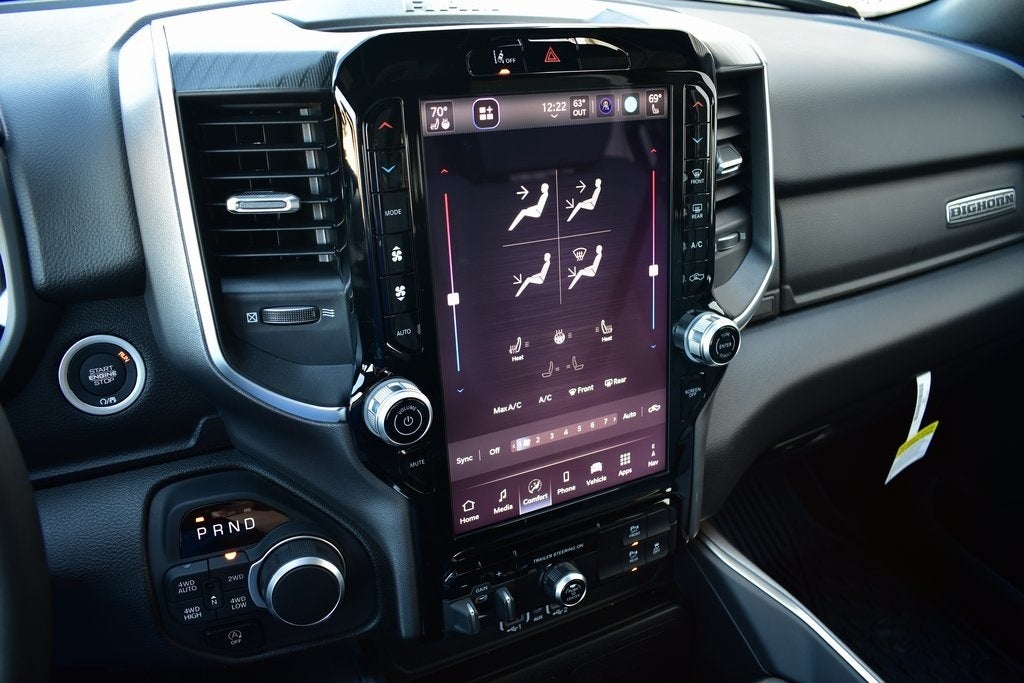 2025 RAM 1500 Big Horn/Lone Star Crew Cab 4x4 5'7" Box