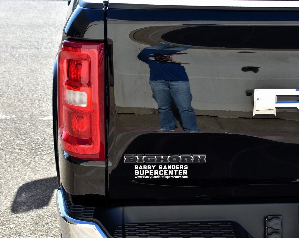 2025 RAM 1500 Big Horn/Lone Star Crew Cab 4x4 5'7" Box