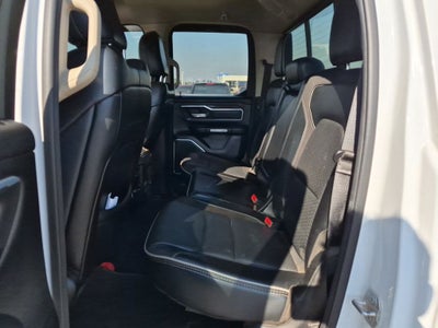 2020 RAM 1500 Laramie Quad Cab 4x4 w/5.7L Hemi