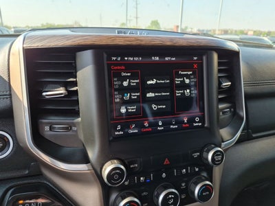 2020 RAM 1500 Laramie Quad Cab 4x4 w/5.7L Hemi