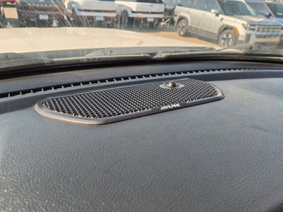 2020 RAM 1500 Laramie Quad Cab 4x4 w/5.7L Hemi