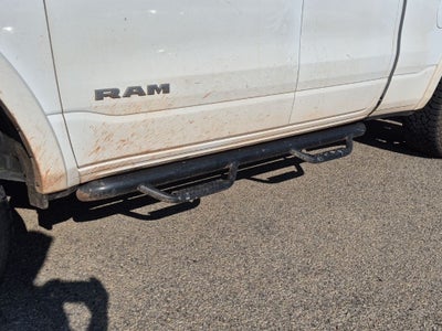 2020 RAM 1500 Laramie Quad Cab 4x4 w/5.7L Hemi