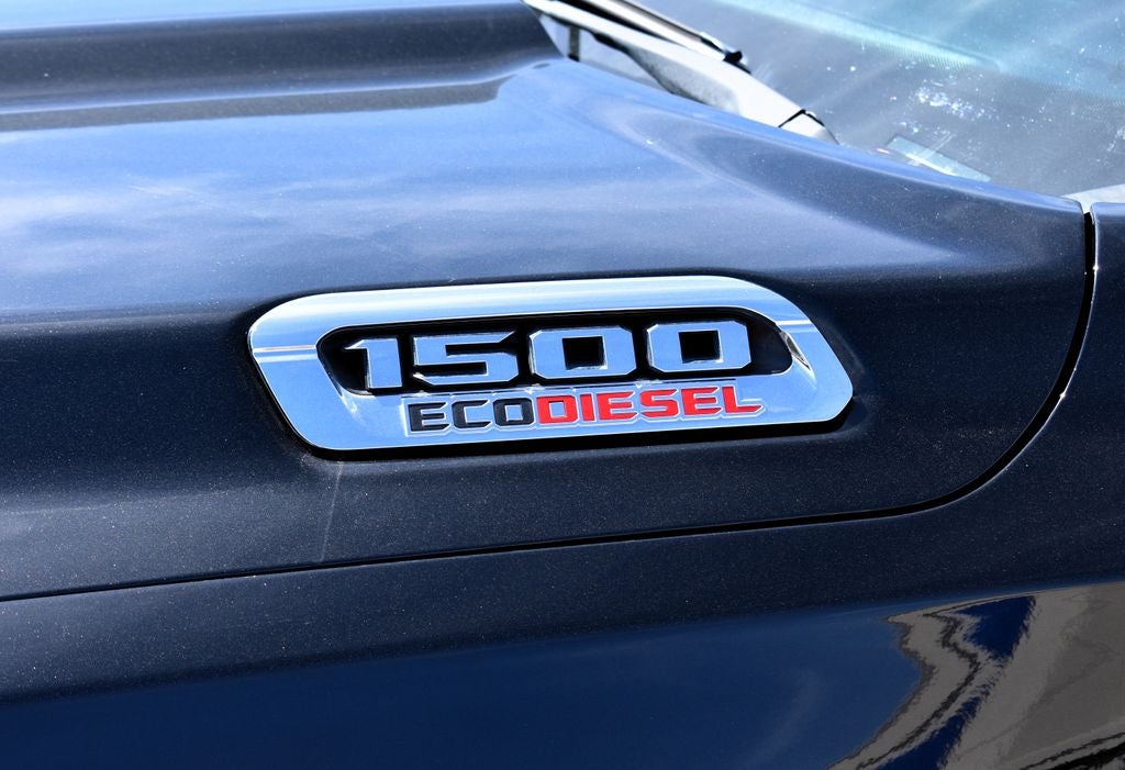 2022 RAM 1500 Big Horn/Lone Star Crew Cab 4x4 w/3.0L V6 EcoDiesel
