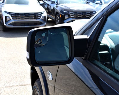 2026 RAM 1500 Big Horn/Lone Star Crew Cab 4x4 Night Edition w/5.7L Hemi