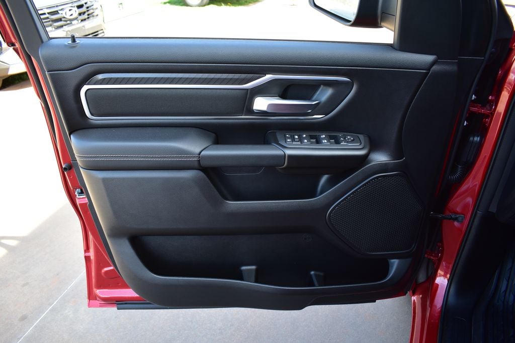 2026 RAM 1500 Big Horn/Lone Star Crew Cab 4x4 Night Edition