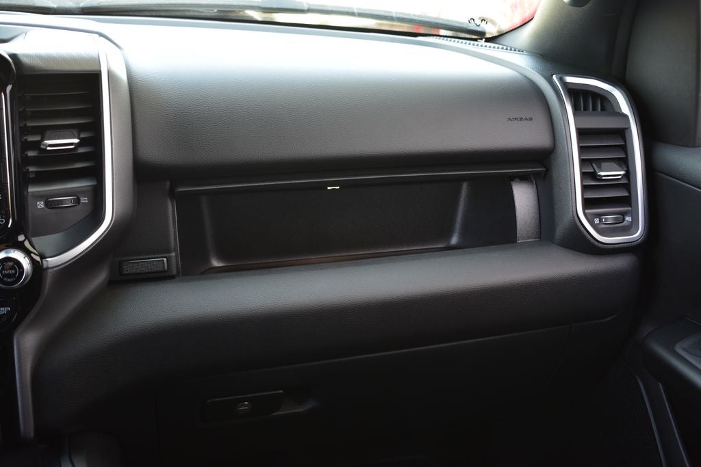 2026 RAM 1500 Big Horn/Lone Star Crew Cab 4x4 Night Edition