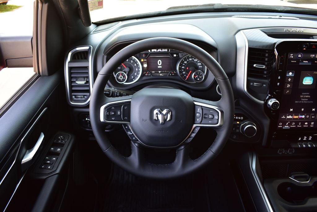 2026 RAM 1500 Big Horn/Lone Star Crew Cab 4x4 Night Edition