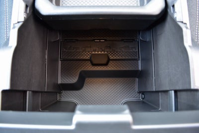 2026 RAM 1500 Big Horn/Lone Star Crew Cab 4x4 Night Edition w/5.7L Hemi