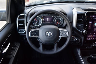 2026 RAM 1500 Big Horn/Lone Star Crew Cab 4x4 Night Edition w/5.7L Hemi