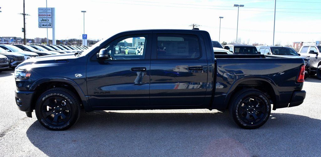 2026 RAM 1500 Big Horn/Lone Star Crew Cab 4x4 Night Edition w/5.7L Hemi