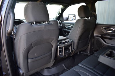 2026 RAM 1500 Big Horn/Lone Star Crew Cab 4x4 Night Edition w/5.7L Hemi