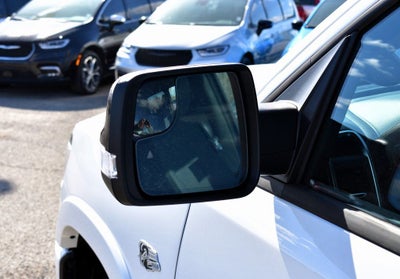 2026 RAM 1500 Big Horn/Lone Star Crew Cab 4x4 Night Edition w/5.7L Hemi