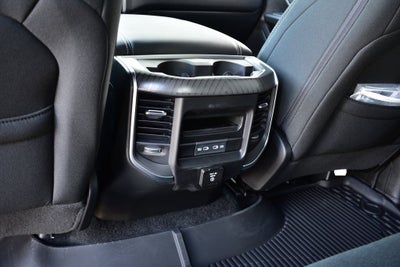 2026 RAM 1500 Big Horn/Lone Star Crew Cab 4x4 Night Edition w/5.7L Hemi