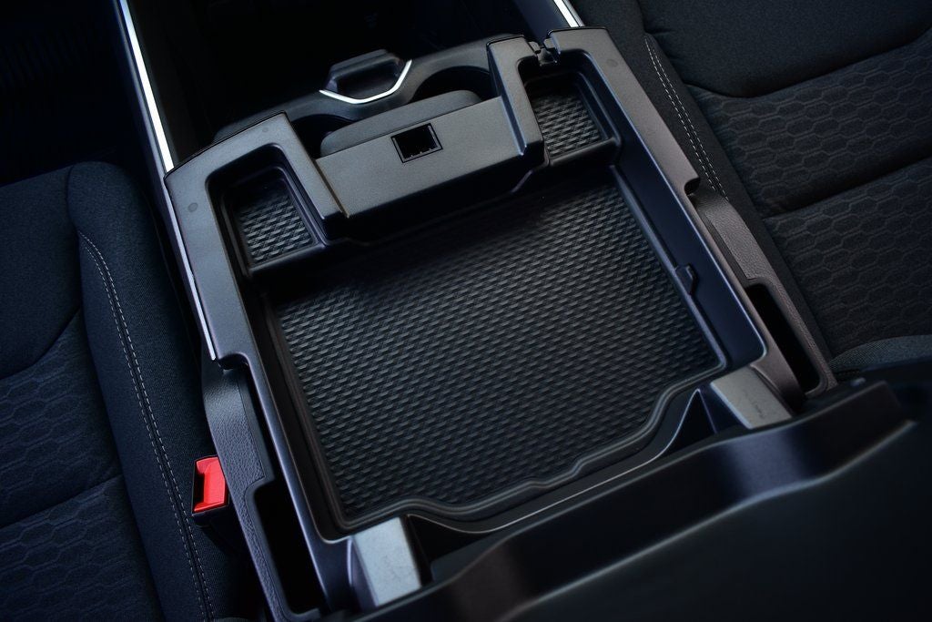 2026 RAM 1500 Big Horn/Lone Star Crew Cab 4x4 Night Edition w/5.7L Hemi