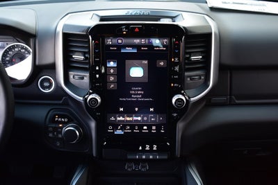 2026 RAM 1500 Big Horn/Lone Star Crew Cab 4x4 Night Edition w/5.7L Hemi