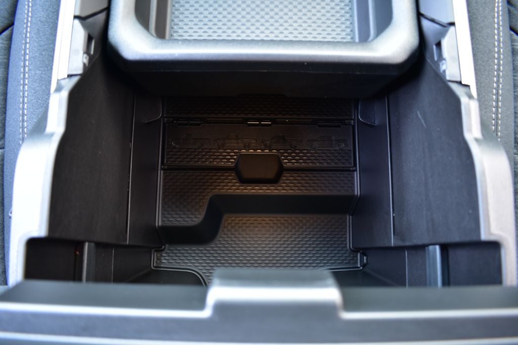 2026 RAM 1500 Big Horn/Lone Star Crew Cab 4x4 Night Edition w/5.7L Hemi