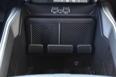 2026 RAM 1500 Big Horn/Lone Star Crew Cab 4x4 Night Edition w/5.7L Hemi