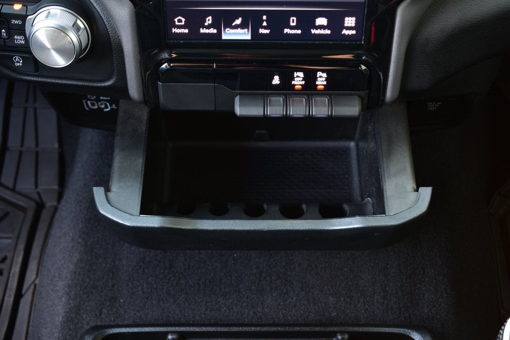 2025 RAM 1500 Laramie Crew Cab 4x4